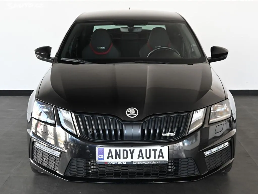 Škoda Octavia 2,0 RS TSI 180kW MANUÁL Záruka Image 2