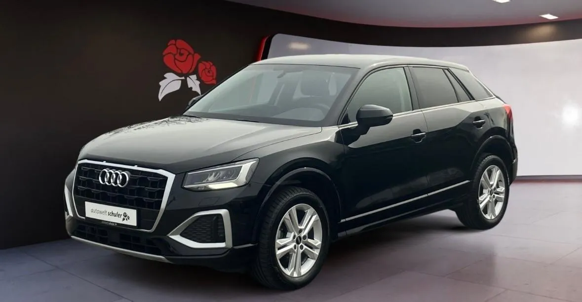 AUDI Q2 30 TDI Admired Image 3