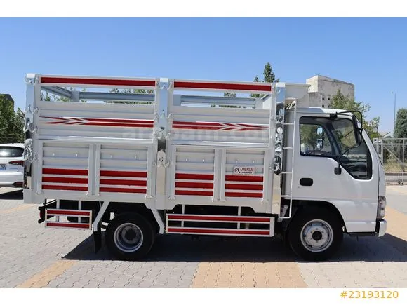 Isuzu NKR Low Image 6